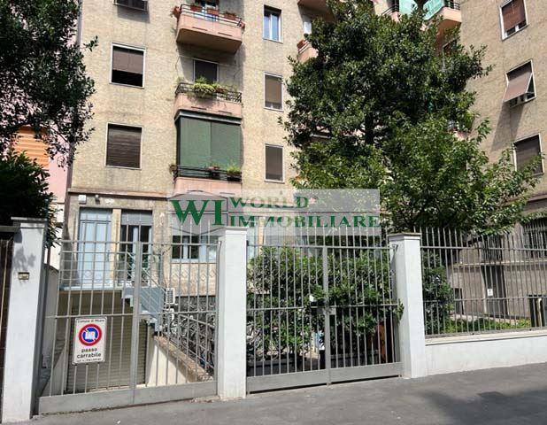 Locale commerciale in Via Zuretti 5, Milano, {3} - Foto 2