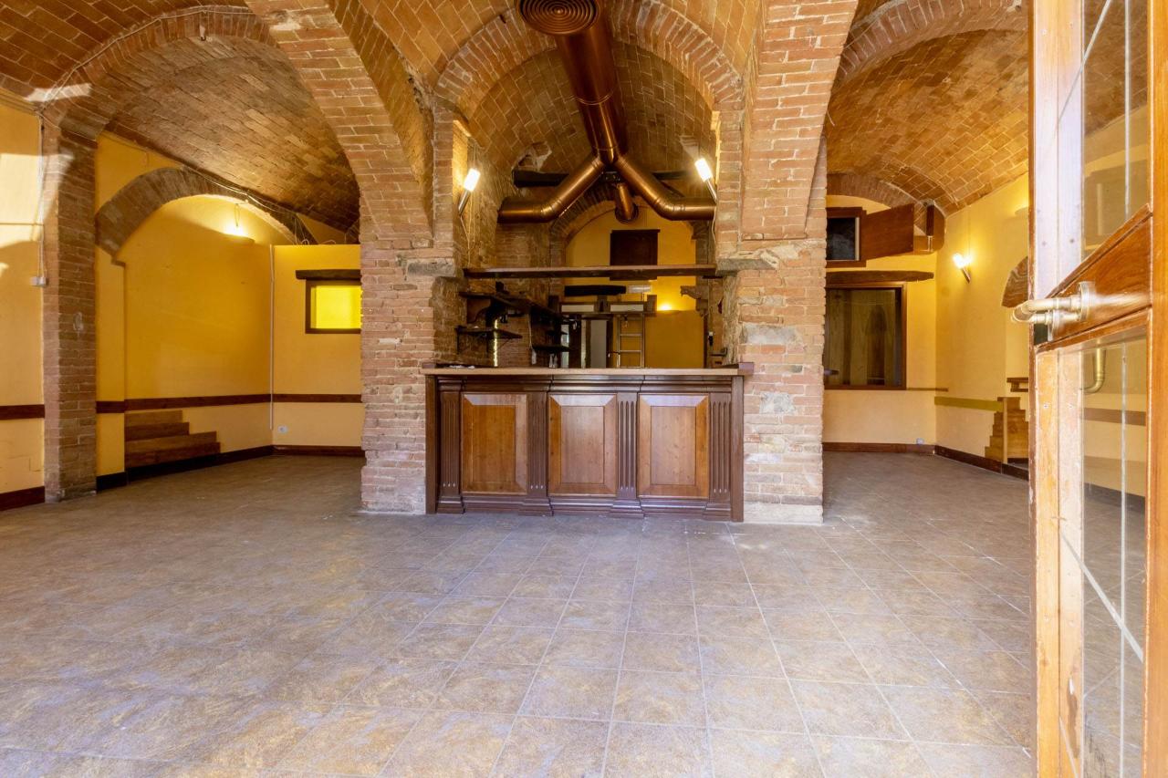 Negozio in , Siena, {3} - Foto 1