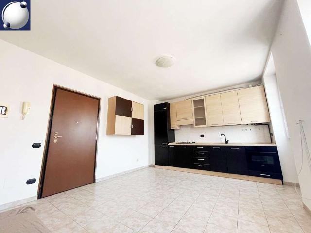 2-room flat in {3}, - Photo 1