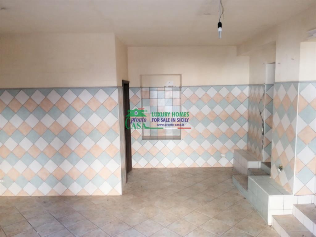 Locale commerciale in Corso Vittorio Emanuele 137, Gela, {3} - Foto 1