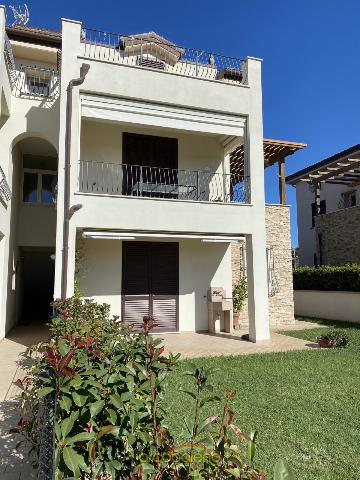 3-room flat in Via dell'Ulivo 8, San Vincenzo - Photo 1