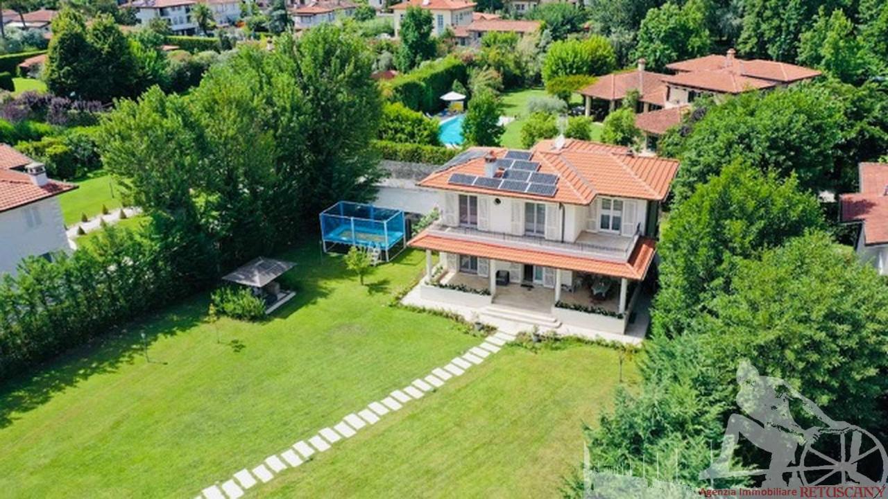 casa indipendente in vendita a Forte dei Marmi