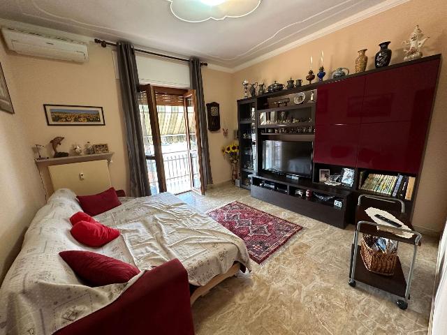 4-room flat in {3}, - Photo 1