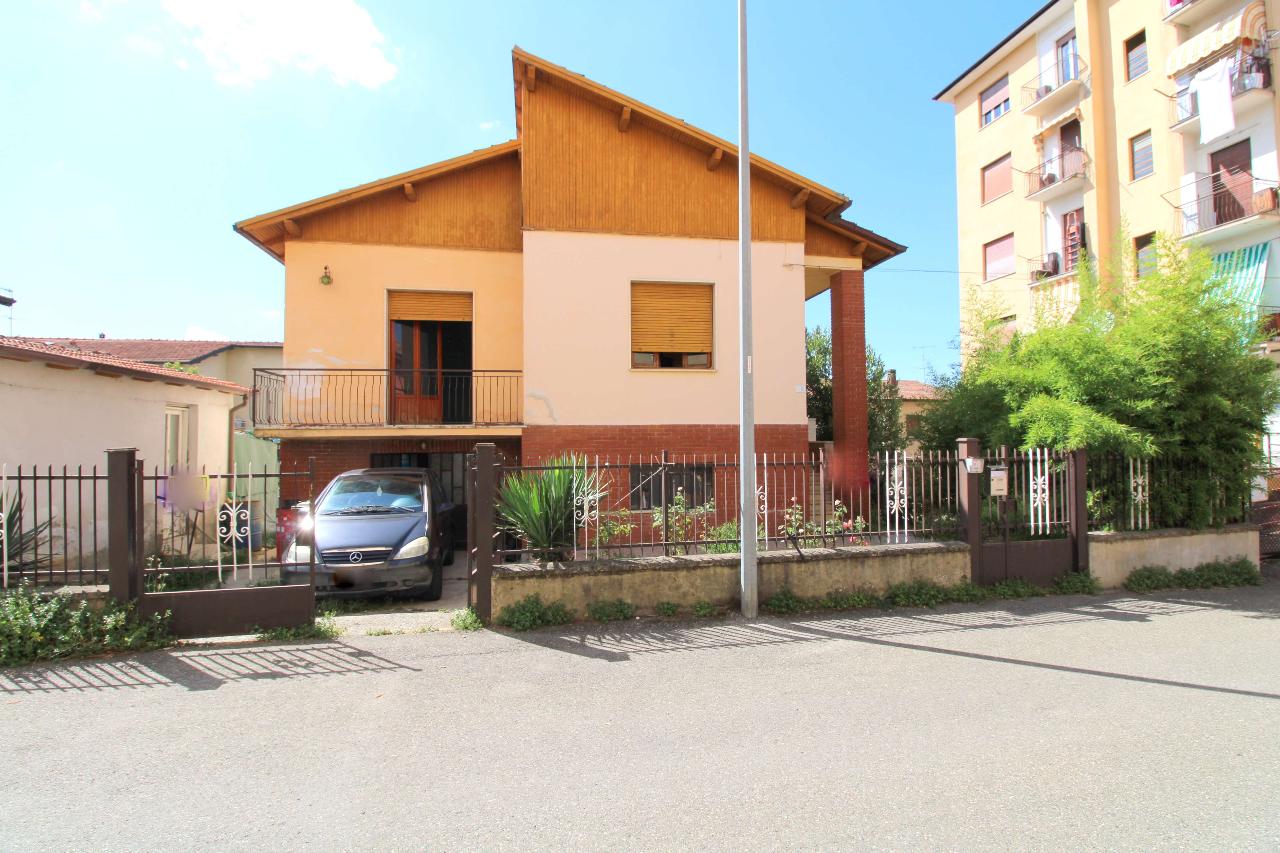 Casa indipendente in vendita a Novi Ligure