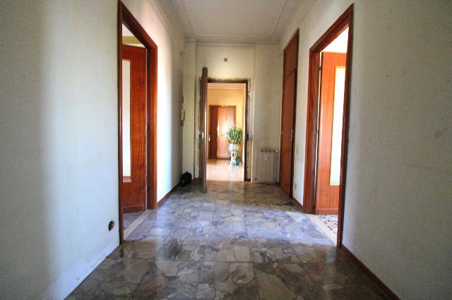 Vierzimmerwohnung, Novi Ligure - Foto 1