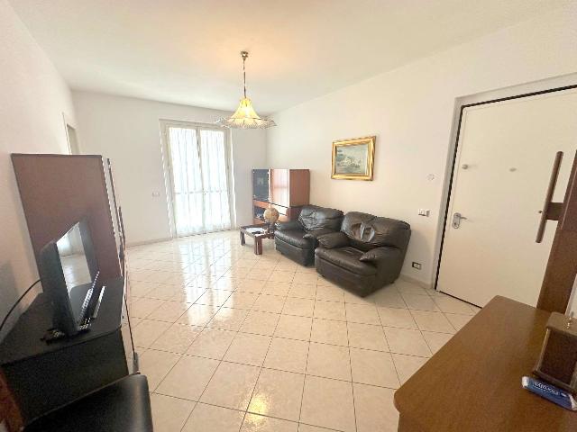 4-room flat, Novi Ligure - Photo 1