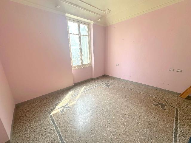 Vierzimmerwohnung, Novi Ligure - Foto 1