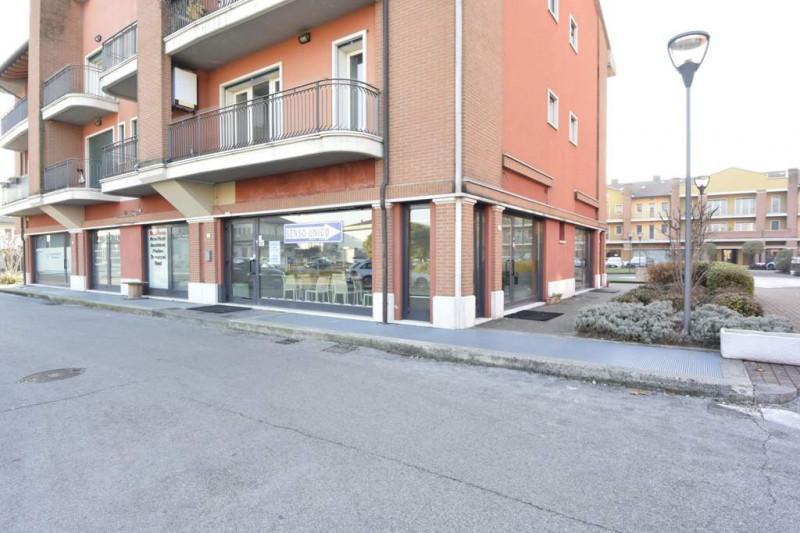 Negozio in Villaggio Giovanni Paolo II, Marostica - Foto 1