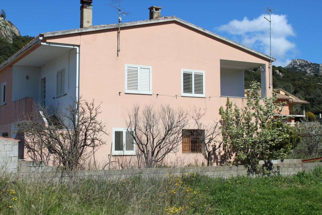 Casa indipendente in vendita a Sant'Antonio di Gallura