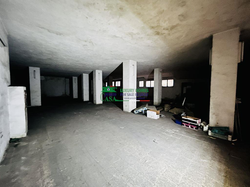 Magazzino in Via Pace, Comiso, {3} - Foto 2