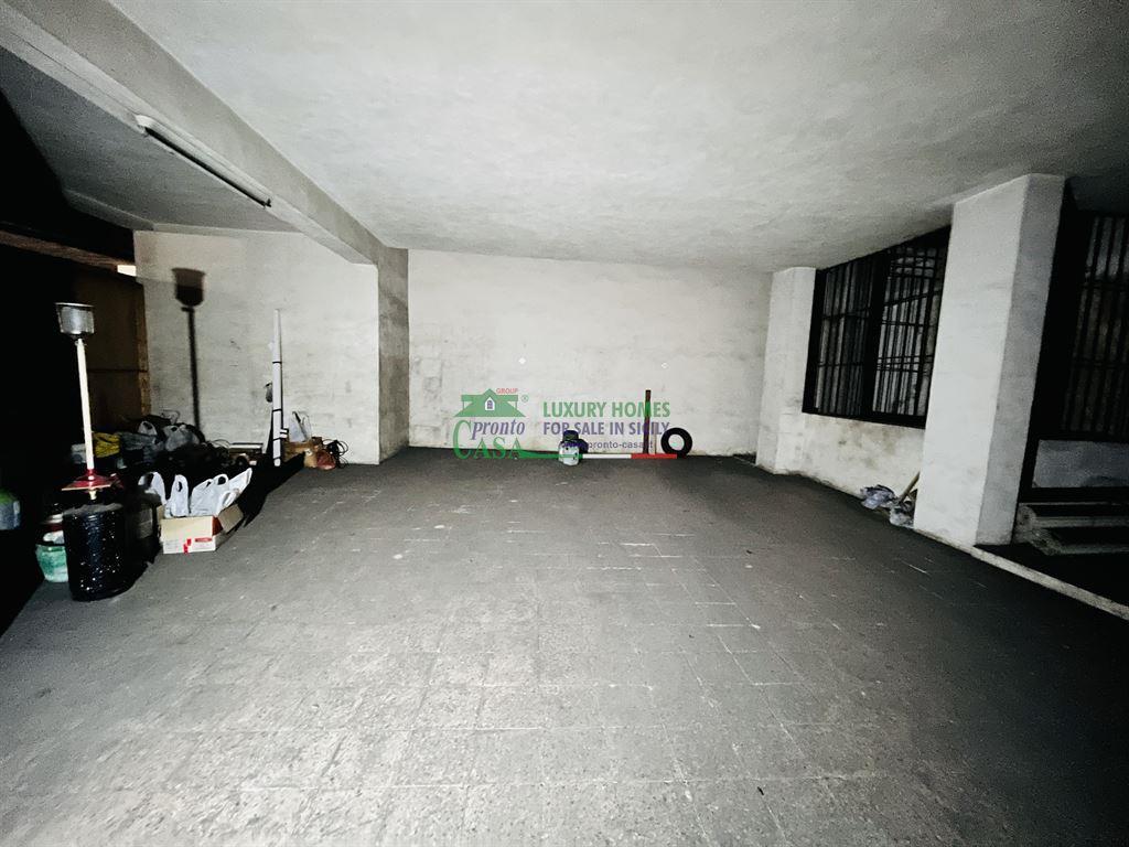 Magazzino in Via Pace, Comiso, {3} - Foto 1