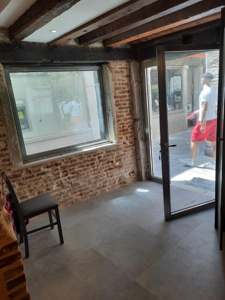 Negozio in Santa Croce Calle del Forno, Venezia, {3} - Foto 2