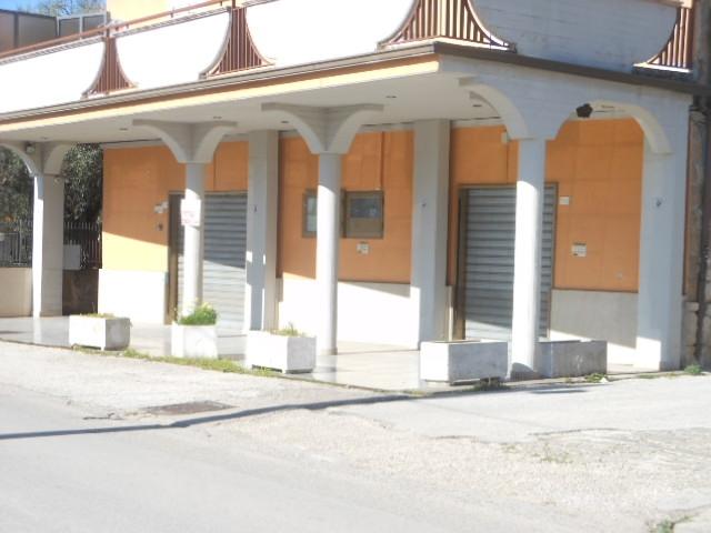 Negozio in Via Risorgimento, Vairano Patenora, {3} - Foto 2