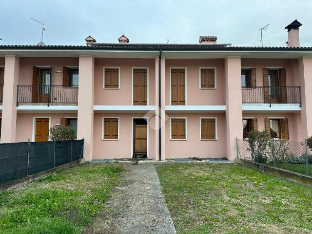 Terraced house in Via S. Rocco, San Zenone degli Ezzelini - Photo 1