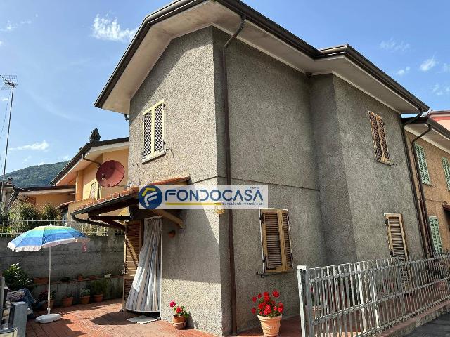 Detached house in Via Radicchi, Camaiore - Photo 1