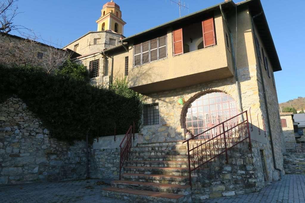 Villa in vendita a Villa Faraldi