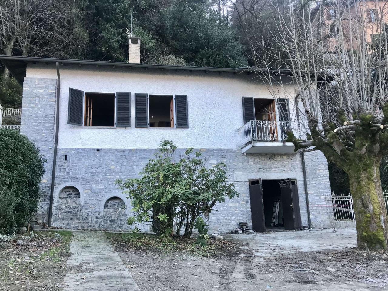 Villa unifamiliare in vendita a Faggeto Lario
