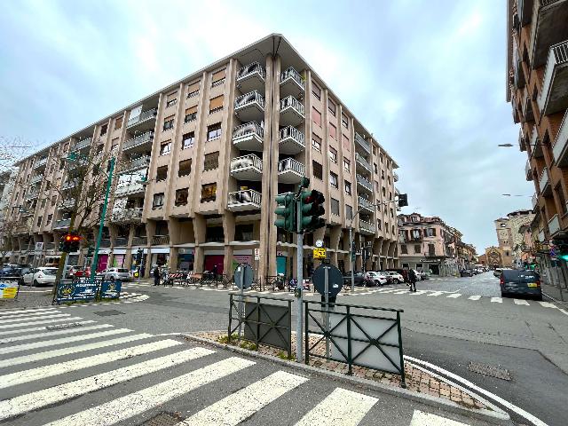 Dreizimmerwohnung in Viale Giacomo Matteotti, Chivasso - Foto 1