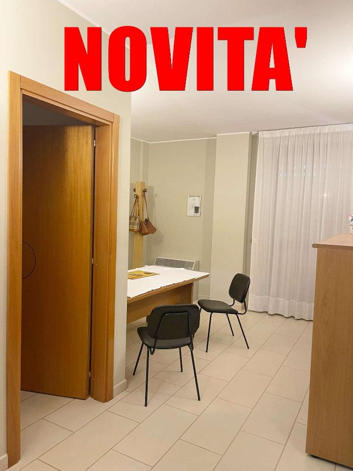 Capannone in , Corato, {3} - Foto 2