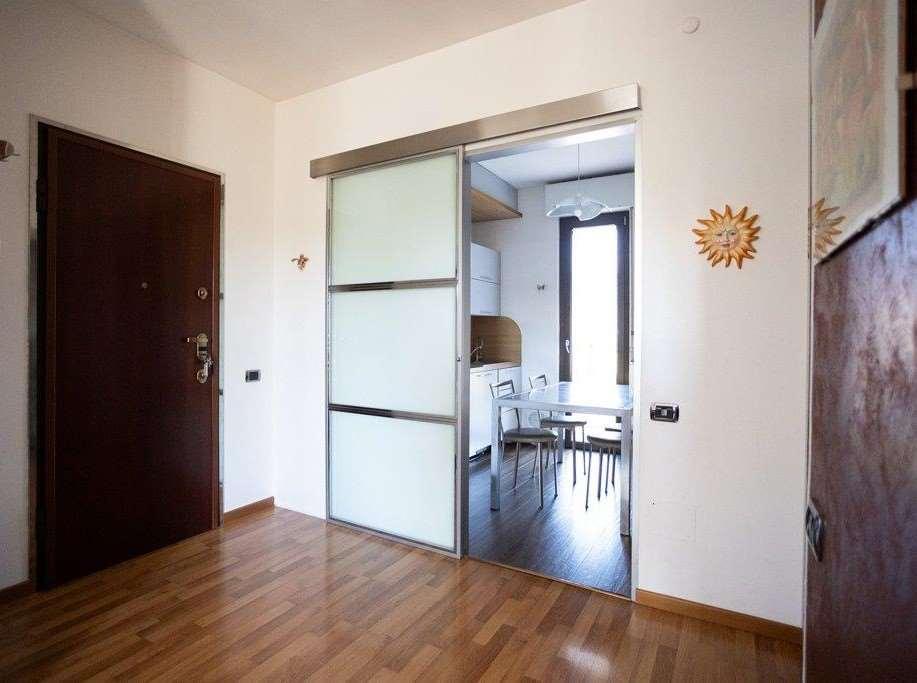 Appartamento in vendita a Erba