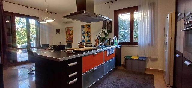 Villa unifamiliare in {3}, - Foto 1