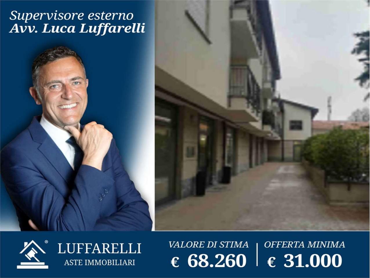 Negozio in Via Sant'Alessandro 5, Albizzate - Foto 1