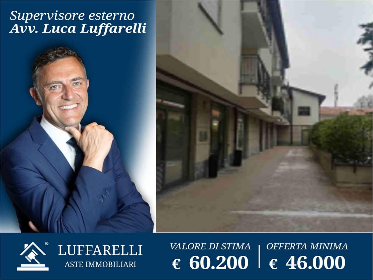 Negozio in Via Sant'Alessandro 5, Albizzate - Foto 1