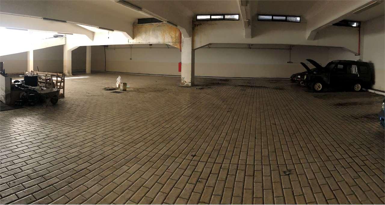 Magazzino in Via Pastrengo 41, Moncalieri - Foto 1