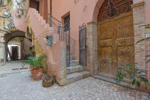 Apartament in {3}, Via Mura San Paolo 7 - Photo 1