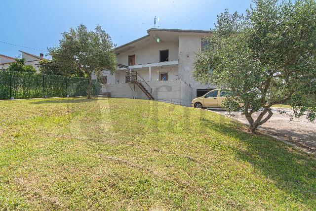 Villa in Via Strada Selvotta 40, Cassino - Foto 1