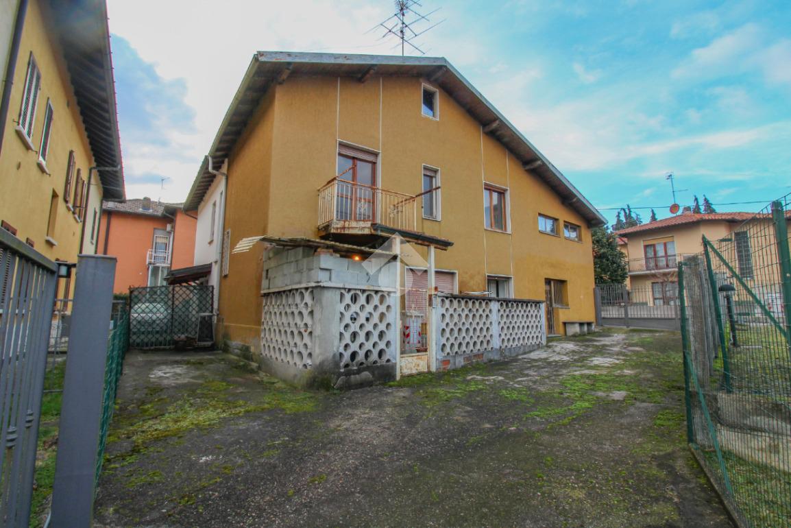 Casa indipendente in vendita a Varese