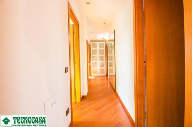 Apartament in Via Michelangelo Buonarroti, Casalecchio di Reno - Photo 1