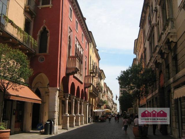 Wohnung in {3}, Corso Palladio 32 - Foto 1