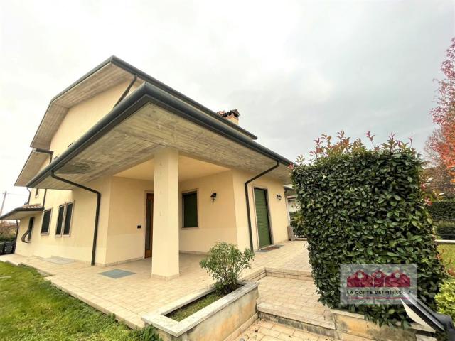 Mansion in Via G. Galilei 50, Caldogno - Photo 1