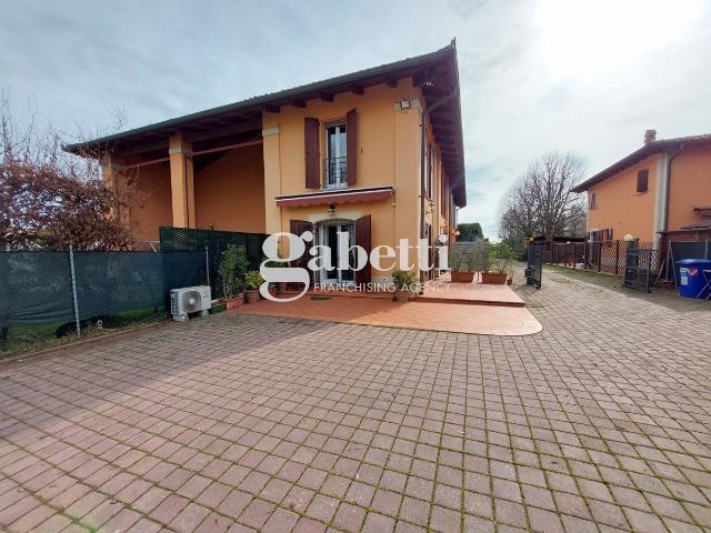 Villa in {3}, Via Viadagola - Foto 1