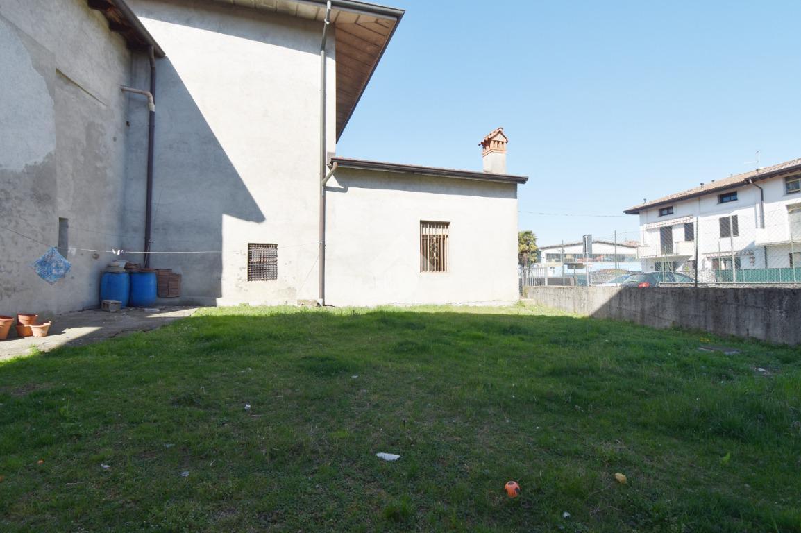 Villa in vendita a Grassobbio