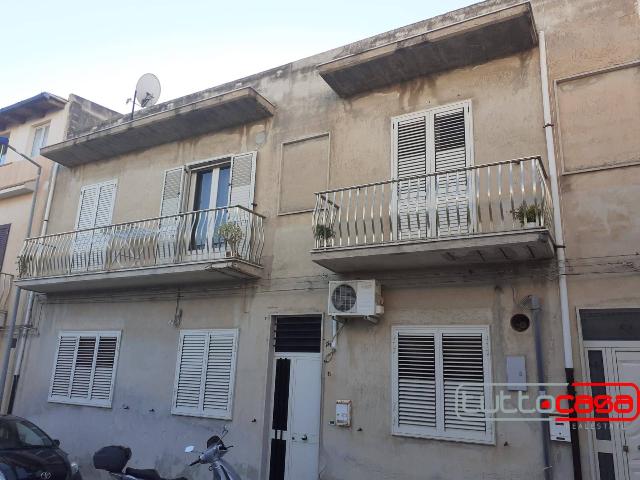 Detached house in {3}, Via Sulmona 15 - Photo 1