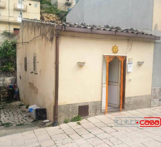 Detached house in {3}, Via Piedigrotta 13 - Photo 1