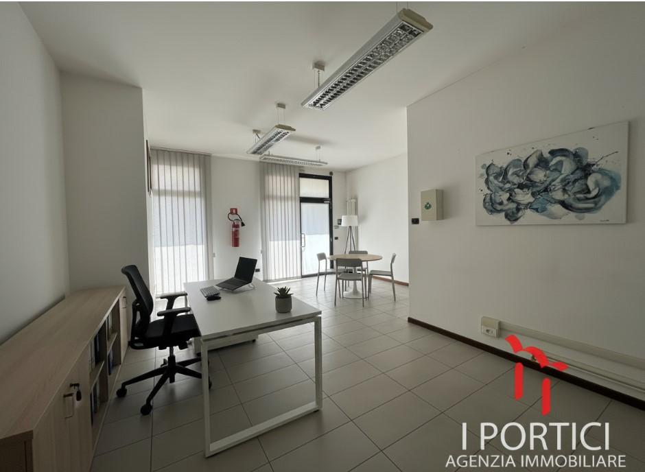 Negozio in Via Giotto 88d, Scorze', {3} - Foto 1