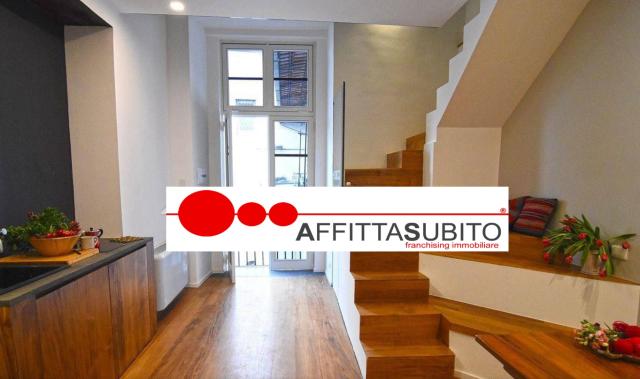 2-room flat in Via Nilo 36, Napoli - Photo 1