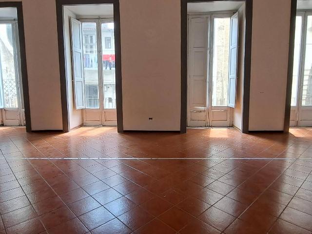 3-room flat in Via dei Tribunali 362, Napoli - Photo 1