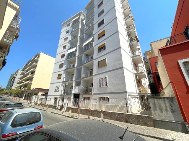 Wohnung in Via delle IV Giornate 35, Torre Annunziata - Foto 1