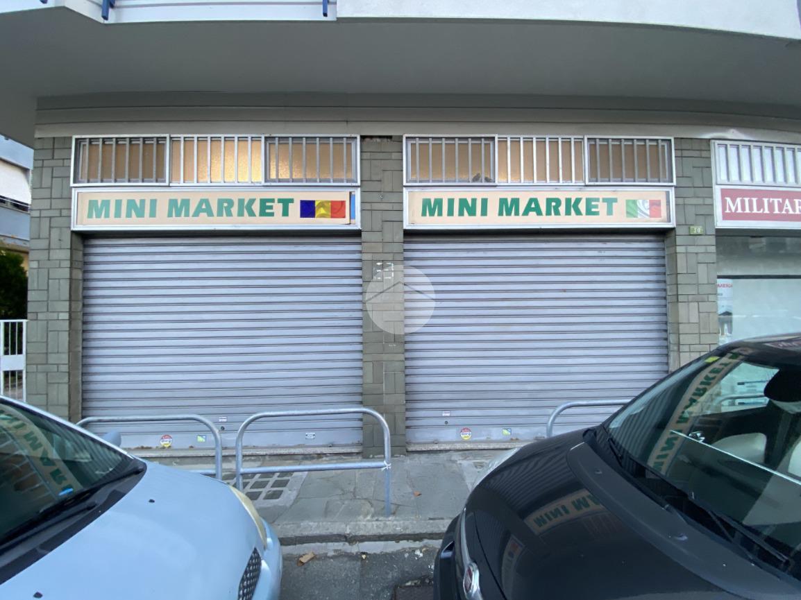 Negozio in Via Giovanni Battista Giraudo 30, Castellamonte, {3} - Foto 2