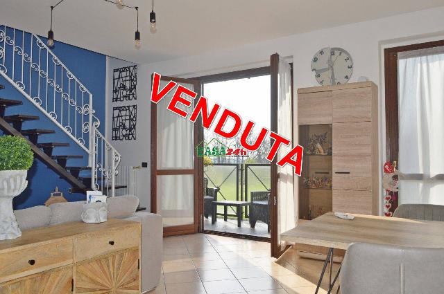 4-room flat in {3}, Via per Uboldo - Photo 1