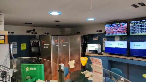 Tabaccheria in , Pesaro, {3} - Foto 2