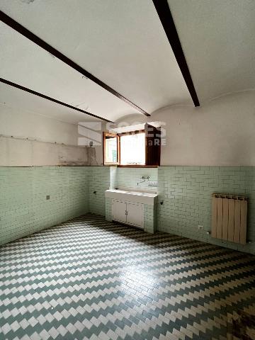 Vierzimmerwohnung in Via delle Scuole 2, Castelfranco Piandiscò - Foto 1