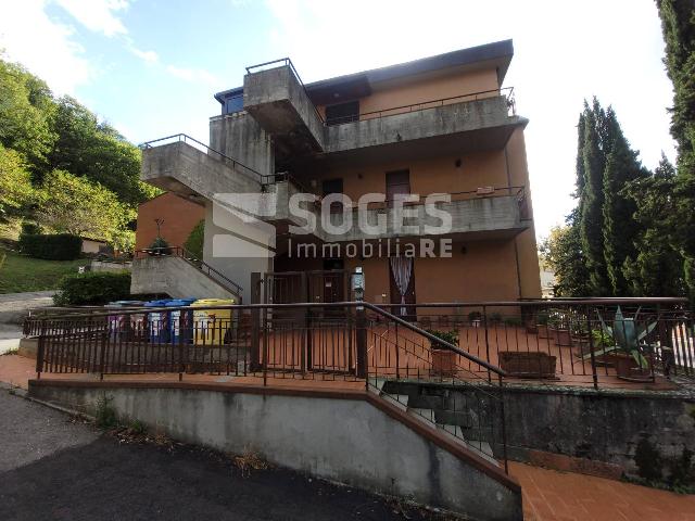 2-room flat in Via Aldo Moro, Londa - Photo 1