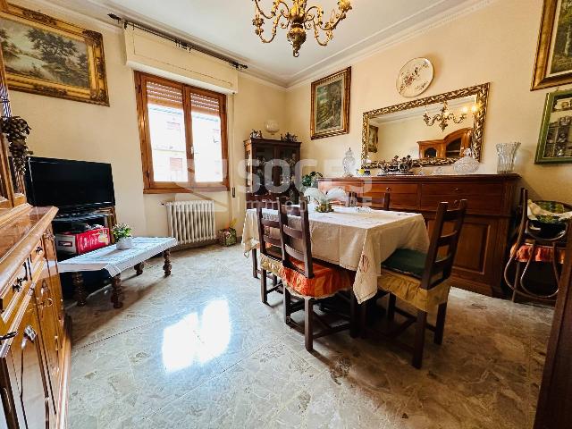 Vierzimmerwohnung in Via Pignotti, Castelfranco Piandiscò - Foto 1