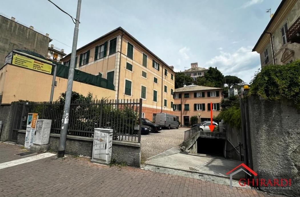 Parcheggio chiuso in Via Merano 1a, Genova, {3} - Foto 1