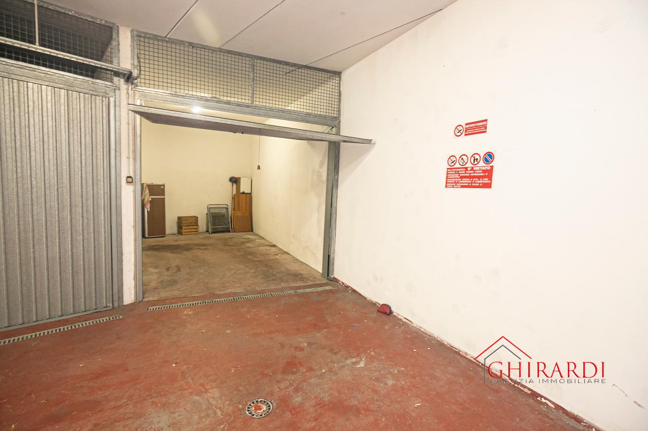 Parcheggio chiuso in Via dell'Acciaio 21, Genova, {3} - Foto 1